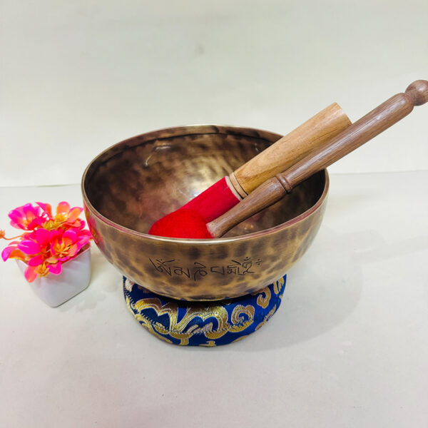 Tibetan Hand-Hammered Full Moon Singing Bowl