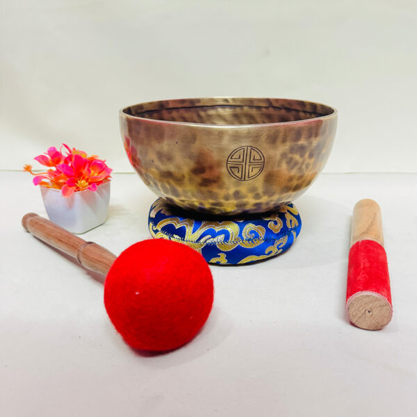 Tibetan Hand-Hammered Full Moon Singing Bowl - Image 3