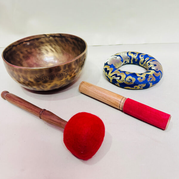 Tibetan Hand-Hammered Full Moon Singing Bowl - Image 4