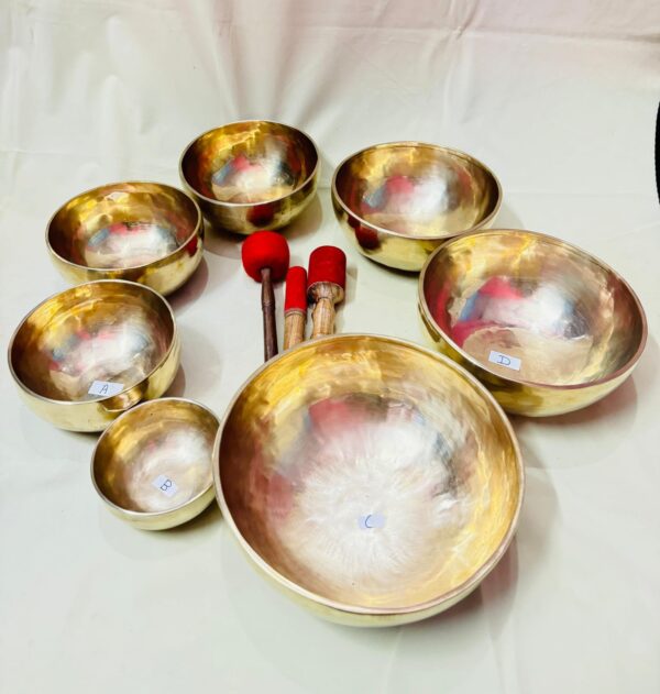 Handmade Plain & Full Moon Chakra Singing Bowl Sets - Image 7